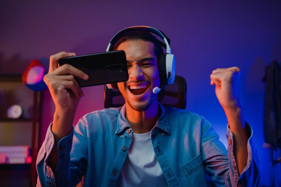 Gry mobilne – rozrywka na smartfonach